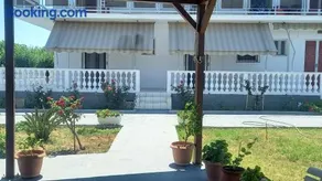 Avouris Studios - Image 2