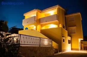 Seaside apartments with a swimming pool Zecevo Rtic, Rogoznica - 11869 - Image 3