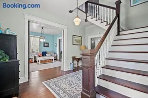 Shore Refections - historic charm just minutes from the beach! - Image 3