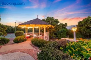 Perfect For Families Pool Spa Tennis Orchards - Image 1