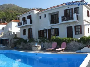 Violetta Seaside Studios&Apartments - Image 3