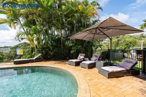King bed studio seperate entry sauna pool garden view - Image 1