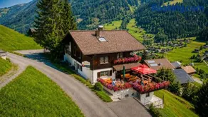 Attraente appartamento adatto alle famiglie con barbecue e terrazza | Vista sulla montagna | Sono ammessi animali domestici - Image 2