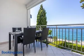 HETA ALAGIC I - Deluxe Beachfront Suites - Image 2