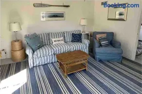 Cottage Apartment by Lake MI w private Hot Tub! - Image 3