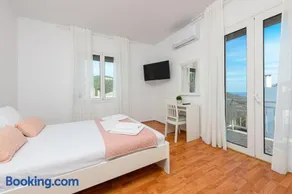 Whitegold Apartments Panagia - Image 1