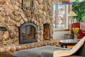 Fern and Pine 4BR Retreat by Lake w Deck - Image 4