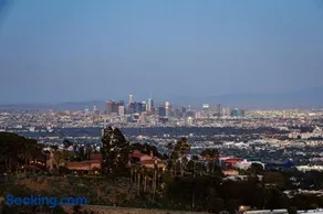 Beverly Hills City View Mansion - Image 1