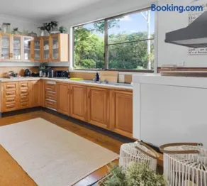 Luxury Escape Villa Noosa Hinterland - Image 4