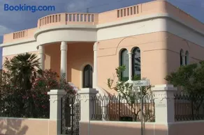 Villa nel Salento - Ampie camere e giardino, fino a 10 persone - Image 1