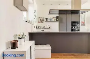 City Life Milan Apartment - Wi-Fi & Smart TV - Image 3