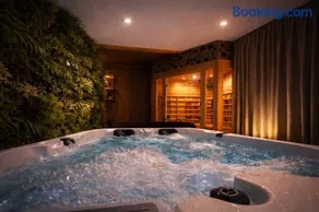 Villa Sirey & SPA - Jacuzzi & Sauna privatifs - 4 étoiles - 6 pers - Image 1