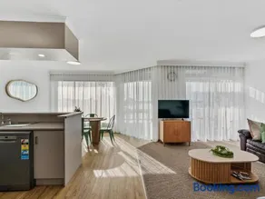 Yarrawonga Lakeside Apartment 48 - Image 4