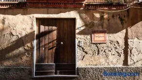 Casa Rodriguez - Iglesias - Image 1