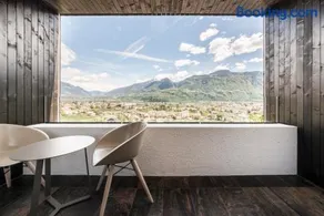 Garni Hotel Katzenthalerhof - Image 1
