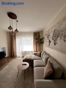 Modern and comfortable city apartment - Image 5