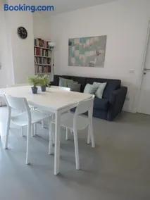 Assago Forum Apartment - Image 1