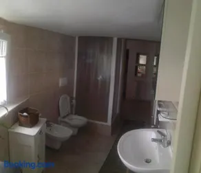 B&B 104 - Image 4