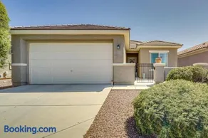 Dog-Friendly Las Vegas Rental Home w/ Private Yard - Image 1