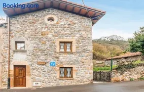 Casa Enacantadora con Terraza y Barbacoa y vista Espectacular en TresCares Junto a Ruta de el Cares y Picos de Europa - Image 4