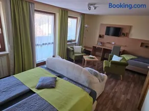 Hotel Seerose Garni - Image 5