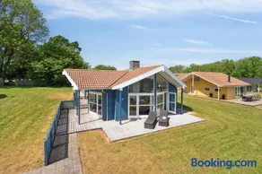Sea View And Calm In Lovely House For 10 Guests - Image 1