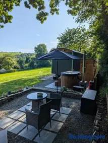 Cornish Valley Retreat - Image 2