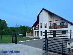 Vila Safir Maramureș - Image 1