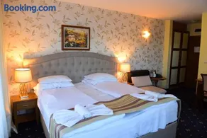 Family Hotel Lazur - Image 3