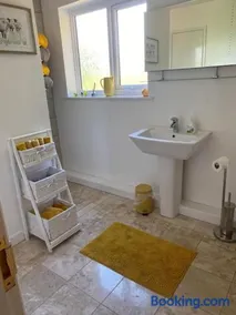 Orchard Cottage - Image 4