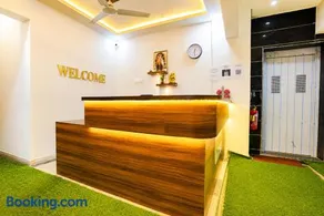 Nashik Comfort Stay - Image 2
