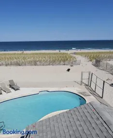 Oceanfront Home + Private Beach + Pool - Image 3