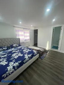 Triple M Lodge Master Bedroom - Image 1