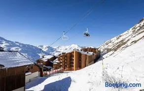 Chalet Alaska 7 130 m2 Balcony Ski in Parking - Image 3