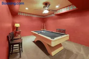 Fairway Retreat, Stylish Coastal Home Near Golf, Beaches & Carlsbad Fun - Image 2