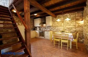 Holiday Home in Paradies - Image 5