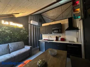 Le Garage - Image 1