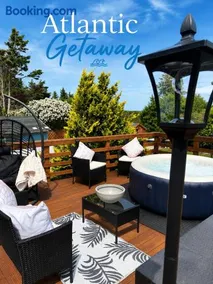 Hillcrest House Holiday Suites - Image 2