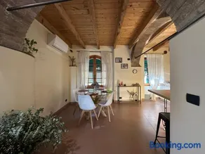Vitis Verde - Image 1