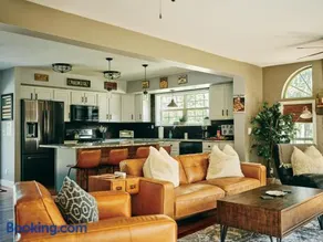 Luxe Catskills Mountain Retreat with Private Pool, Pond, Hot Tub, Fire Pit, Dog Friendly - Image 3