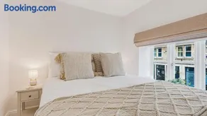 Newly renovated 2-bed house in Lechlade with parking - Image 5