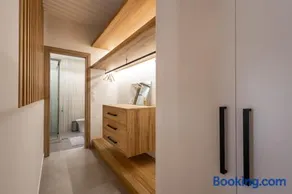 Eltynia Luxury Villa - Image 4