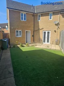 Sittingbourne Lovely home - Image 2