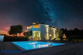 Holiday house Anetta with 5 bedrooms - Image 3