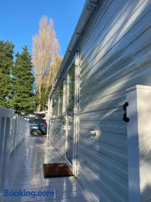 Kellys Holiday Homes 24 Willerby 2 bedrooms caravan - Image 4