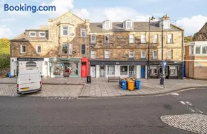 Funky Studio By The Beach - Image 5