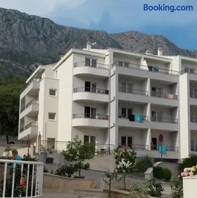 Apartments Bota - Image 1