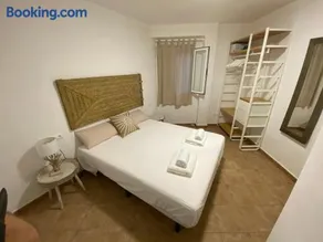 Bella Paula - Image 1