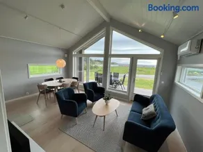 Moderne feriehus i Bud - Image 1