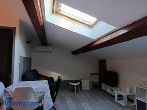 Grand studio proche centre - Image 3